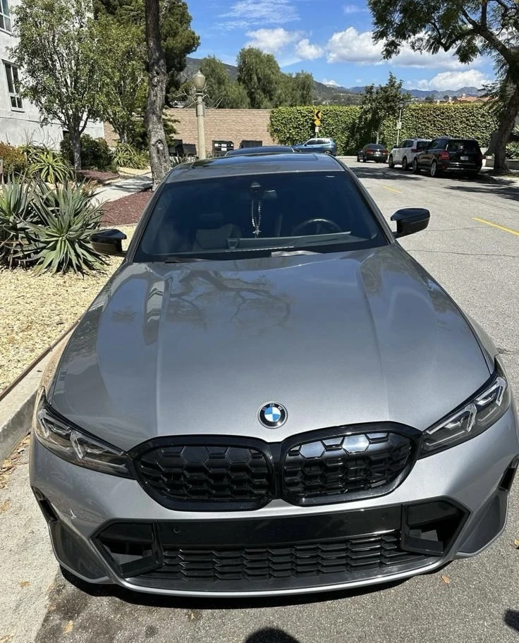 BMW detailing photo 1