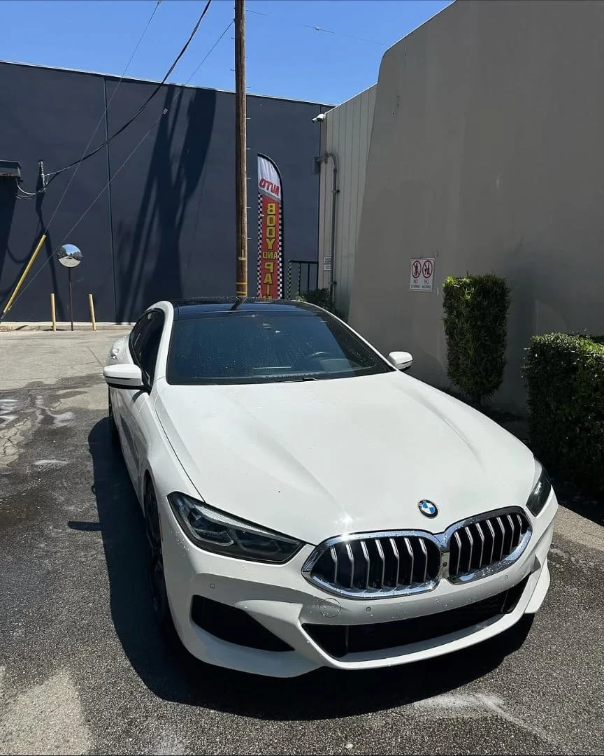 BMW Sedan — detailing photo 1