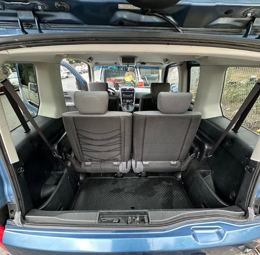 Honda Element cargo area and rear seats after detailing