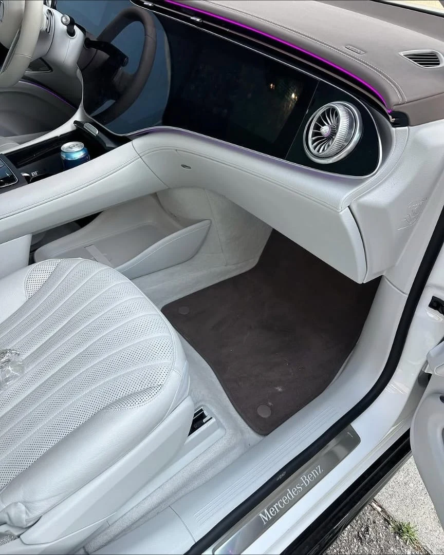 Mercedes-Benz — detailing photo 4