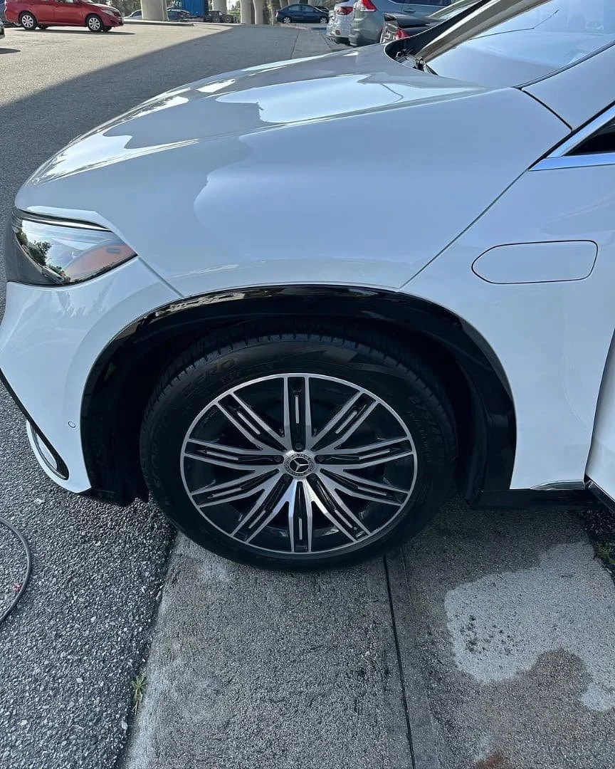 Mercedes-Benz — detailing photo 5
