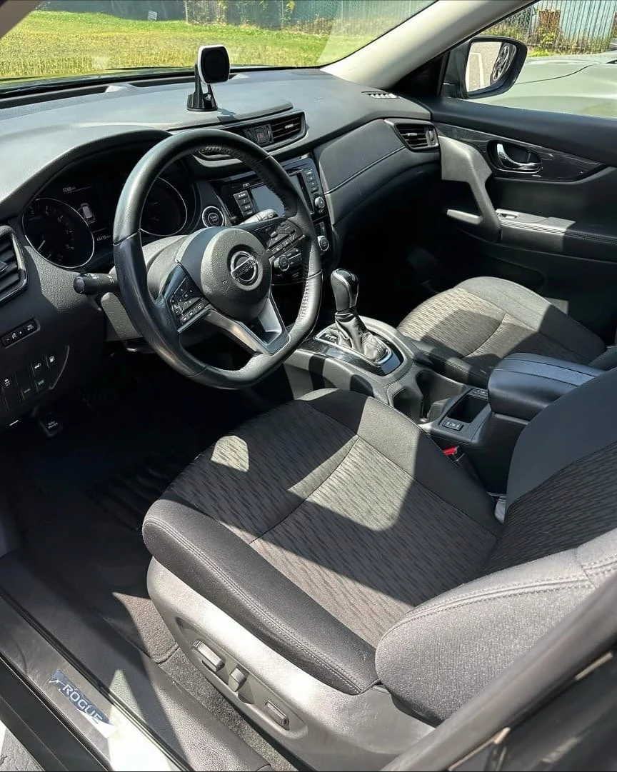 Nissan Rogue — detailing photo 7