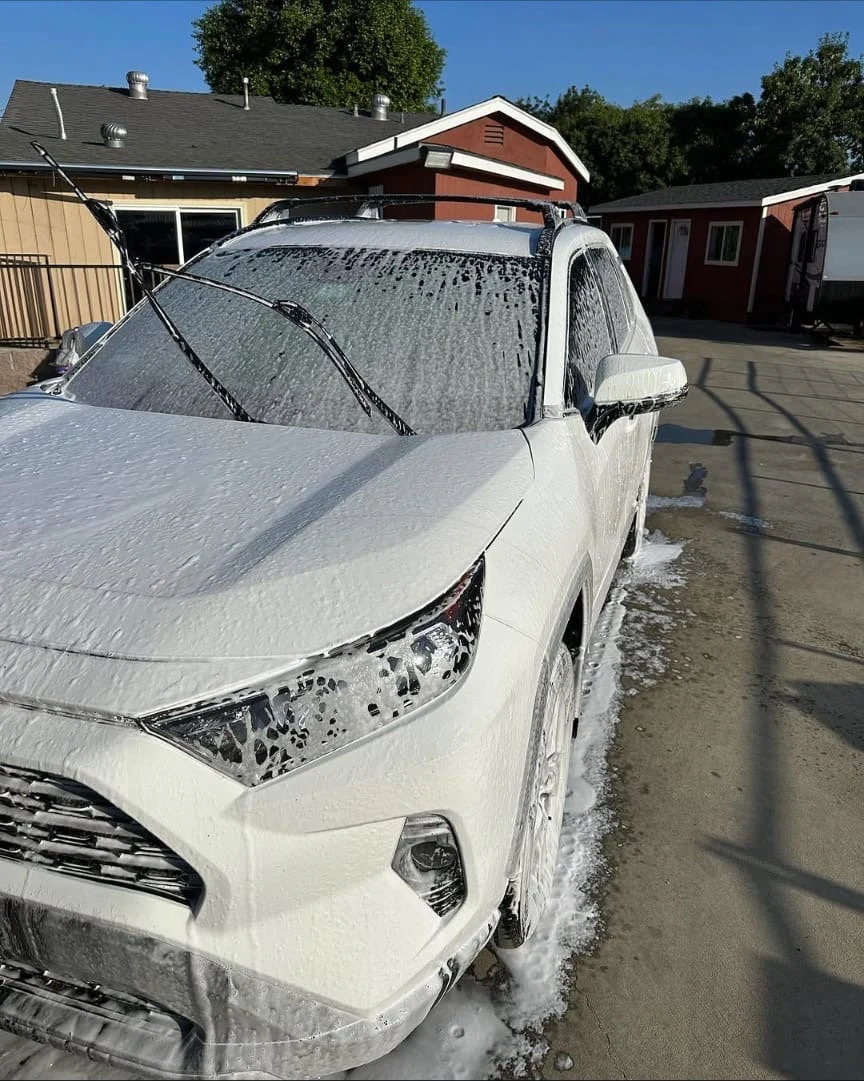 Toyota RAV4 — detailing photo 5